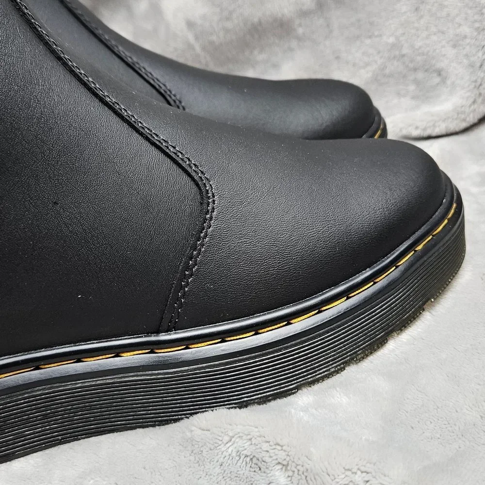 Dr. Martens Chelsea Boots Faux Fur Lined Black Leather Women’s Size 6